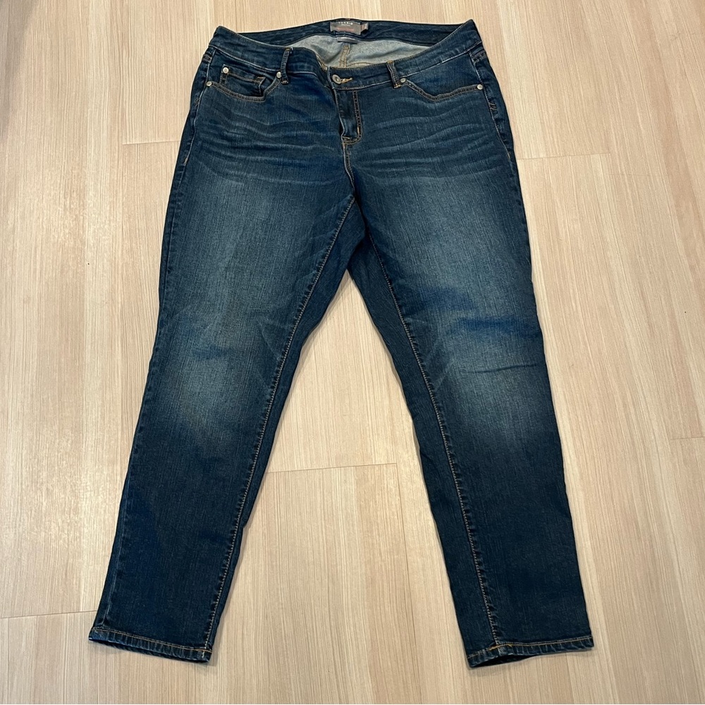 Torrid Boyfriend Straight 14R Jeans